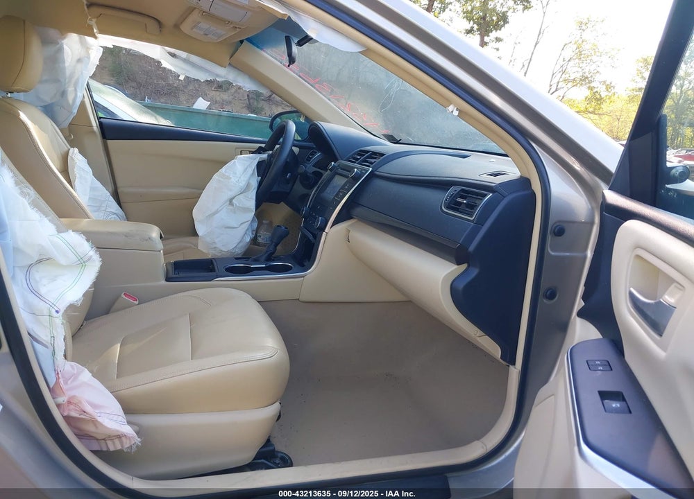 2016 TOYOTA CAMRY VIN: 4T4BF1FK4GR553454