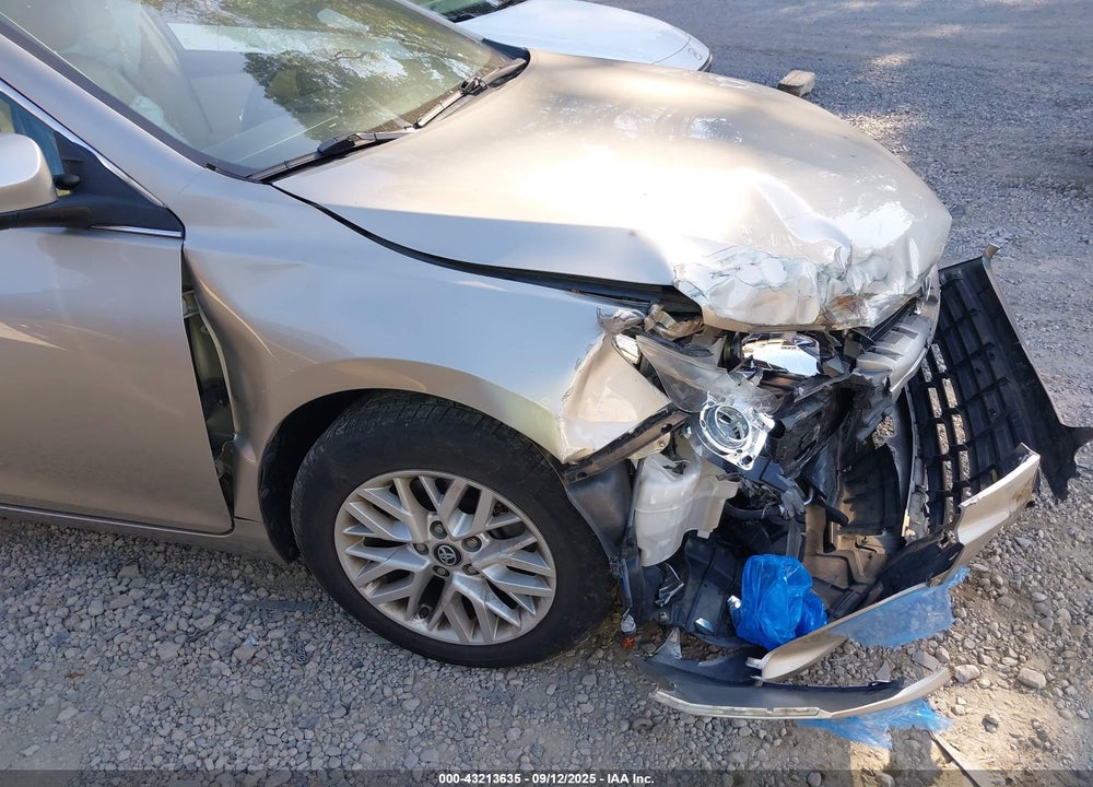 2016 TOYOTA CAMRY VIN: 4T4BF1FK4GR553454