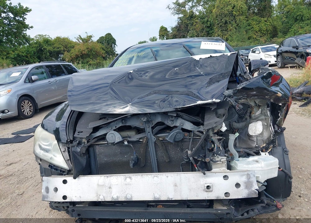 2011 LEXUS LS 460 L VIN: JTHDL5EF4B5003815