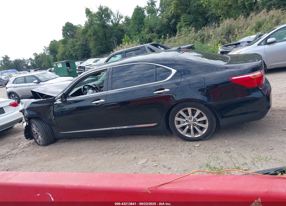 2011 LEXUS LS 460 L VIN: JTHDL5EF4B5003815