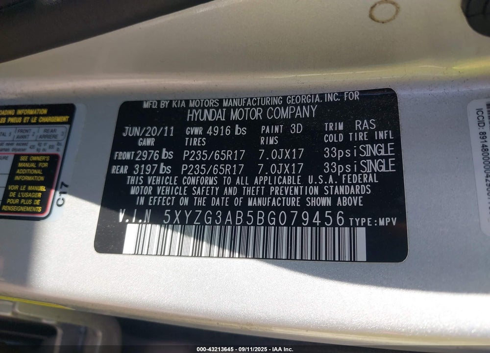 2011 HYUNDAI SANTA FE GLS VIN: 5XYZG3AB5BG079456