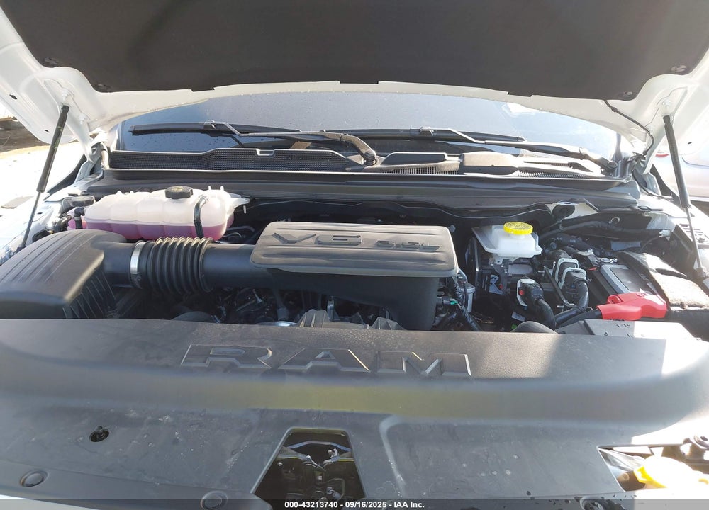 2025 RAM 1500 TRADESMAN 4X2 6'4 BOX VIN: 1C6SRECG1SN707156