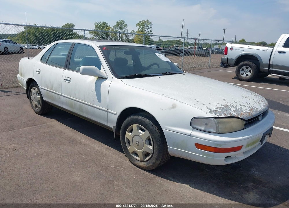 1994 TOYOTA CAMRY LE VIN: 4T1GK12E7RU853259