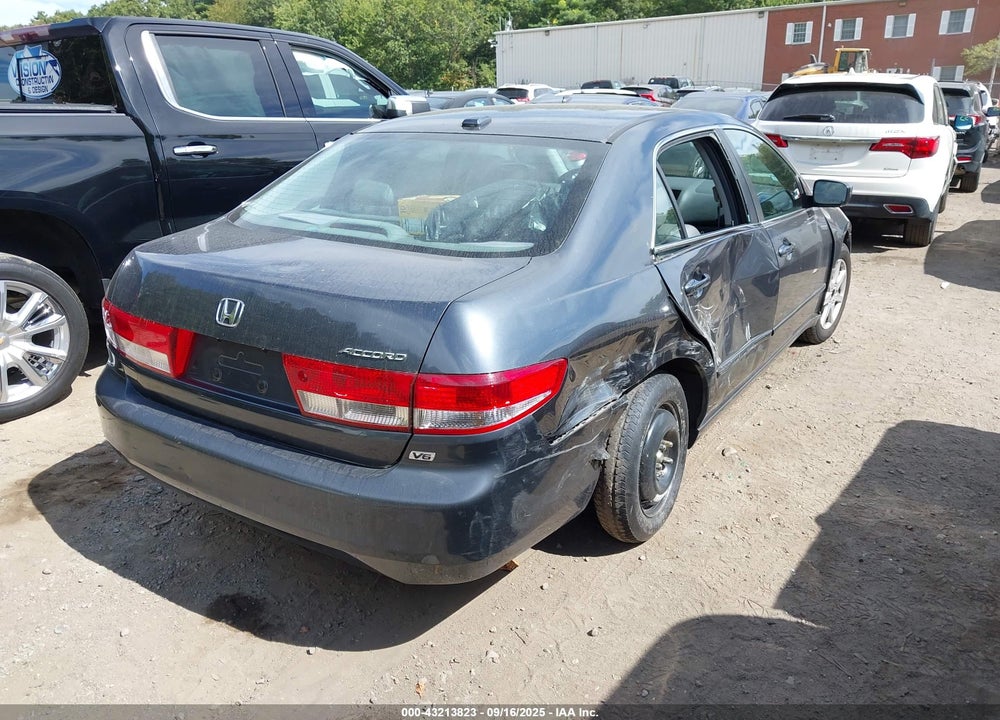 2004 HONDA ACCORD 3.0 EX VIN: 1HGCM66564A015482