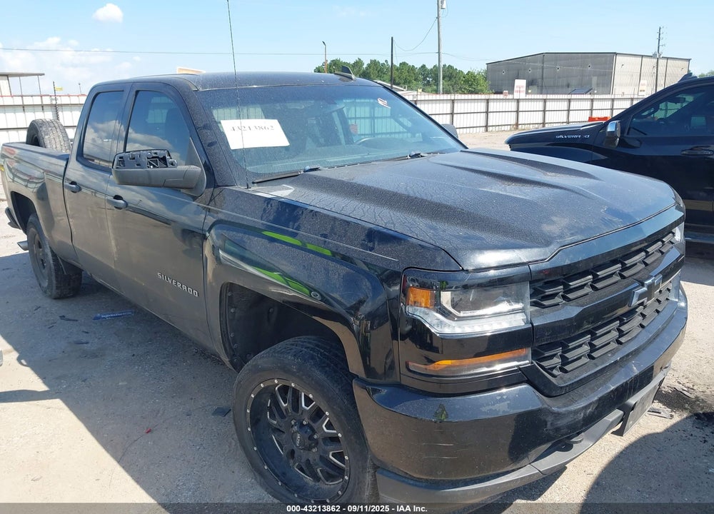 2018 CHEVROLET SILVERADO 1500 CUSTOM VIN: 1GCRCPEC2JZ273223