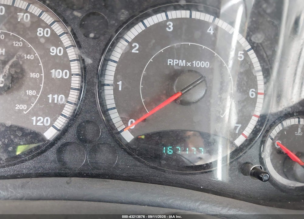 2007 JEEP LIBERTY SPORT VIN: 1J4GL48K77W705222