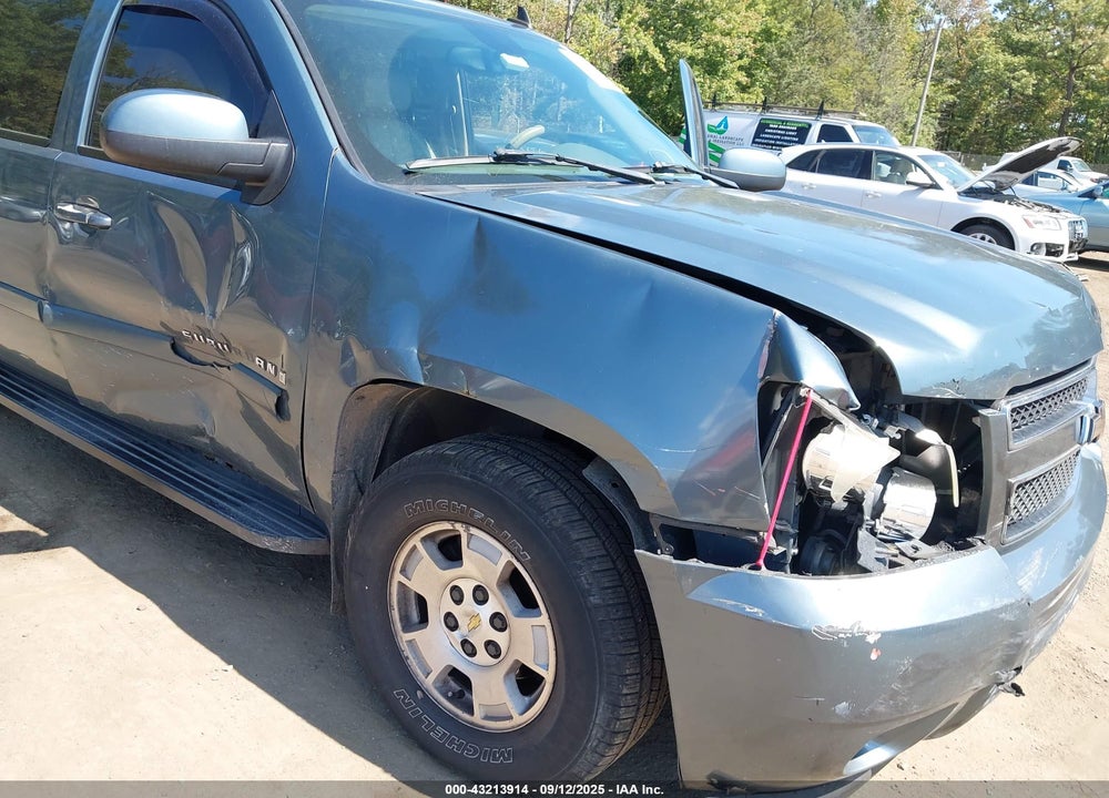2008 CHEVROLET SUBURBAN 1500 VIN: 1GNFK16308R147381