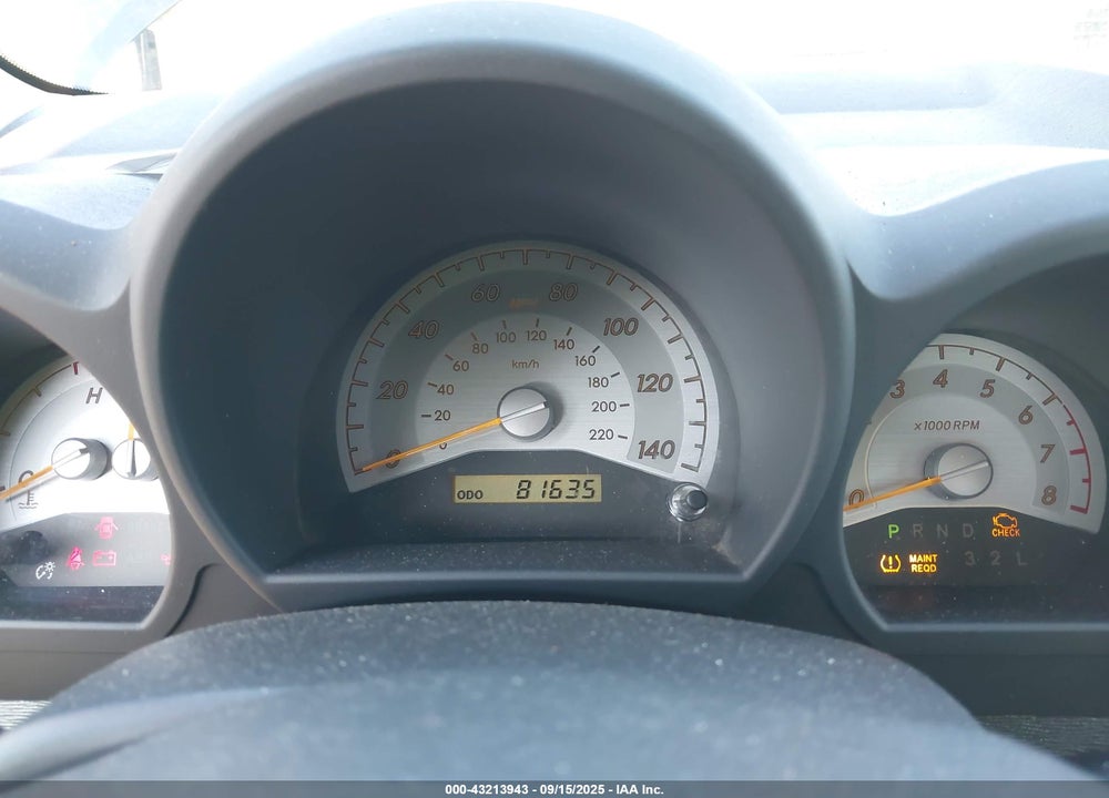 2005 SCION TC VIN: JTKDE167X50029468