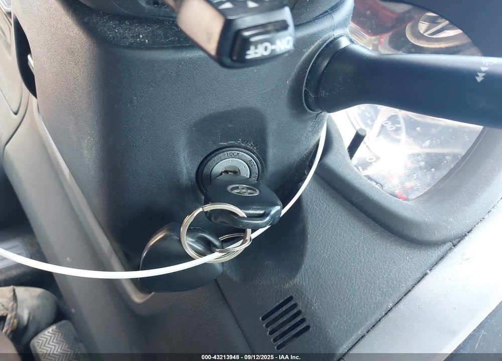 2009 TOYOTA COROLLA VIN: 2T1BU40E29C108218