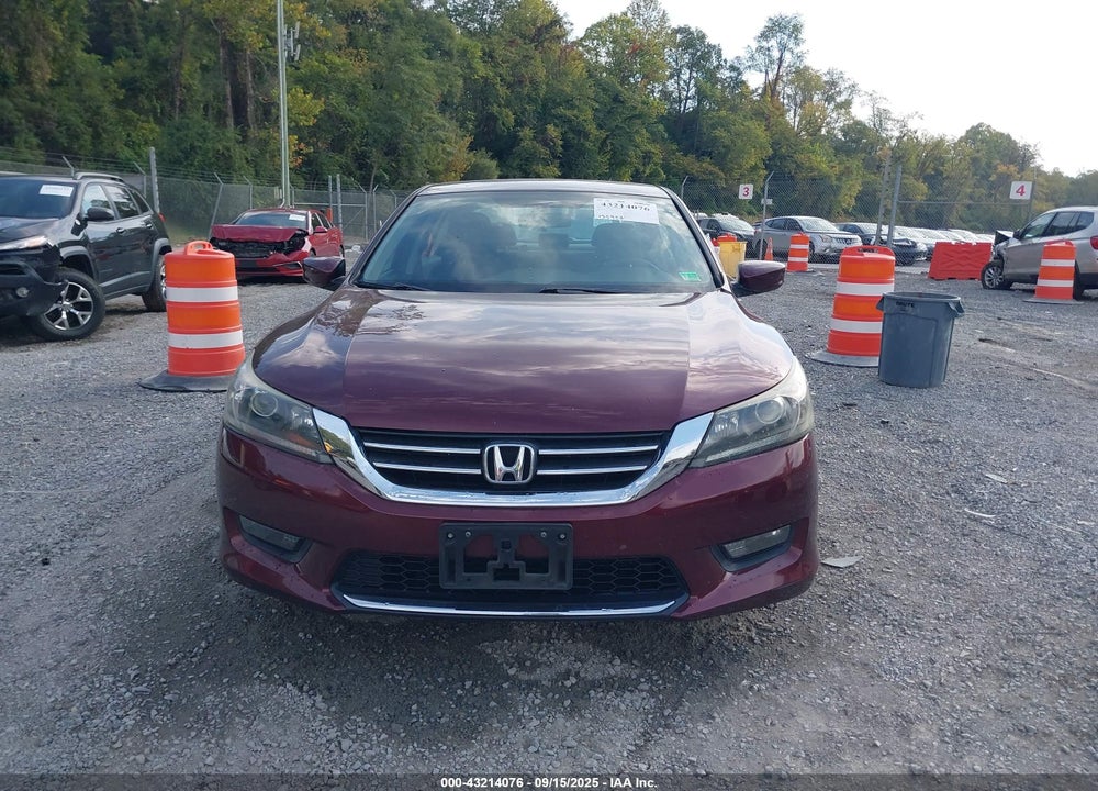 2014 HONDA ACCORD VIN: 1HGCR2F51EA284064