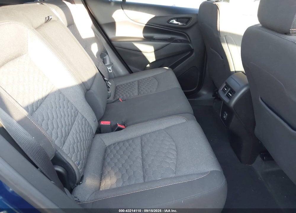 2019 CHEVROLET EQUINOX VIN: 2GNAXUEVXK6137878