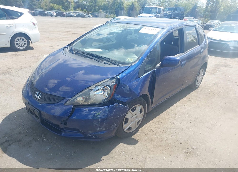 2013 HONDA FIT VIN: JHMGE8H38DC078221