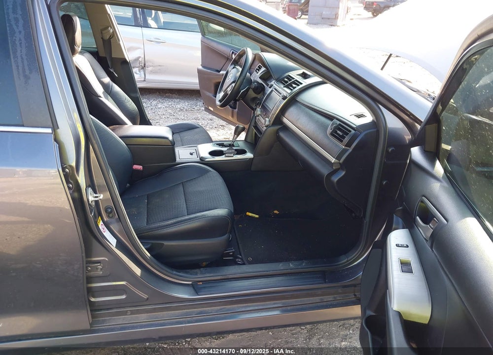 2014 TOYOTA CAMRY SE VIN: 4T1BF1FK9EU335341