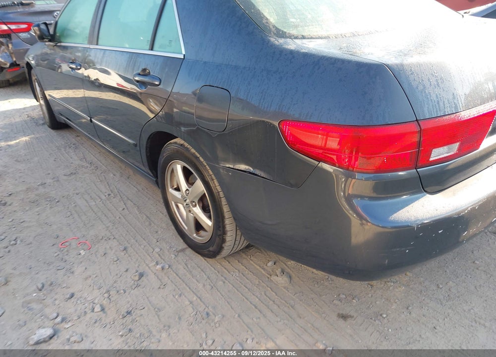2005 HONDA ACCORD 2.4 EX VIN: 1HGCM56845A036093