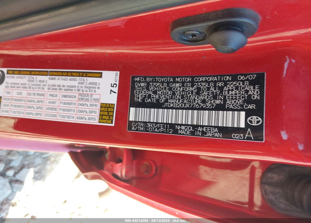 2007 TOYOTA PRIUS VIN: JTDKB20UX77679357