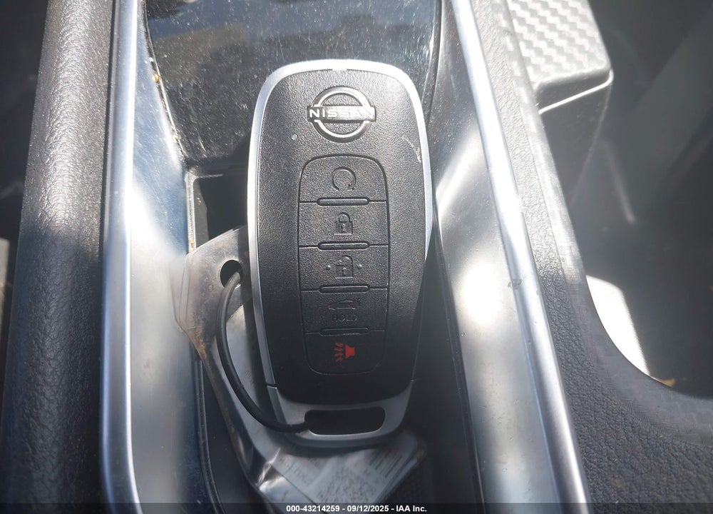 2025 NISSAN SENTRA VIN: 3N1AB8DV5SY310868