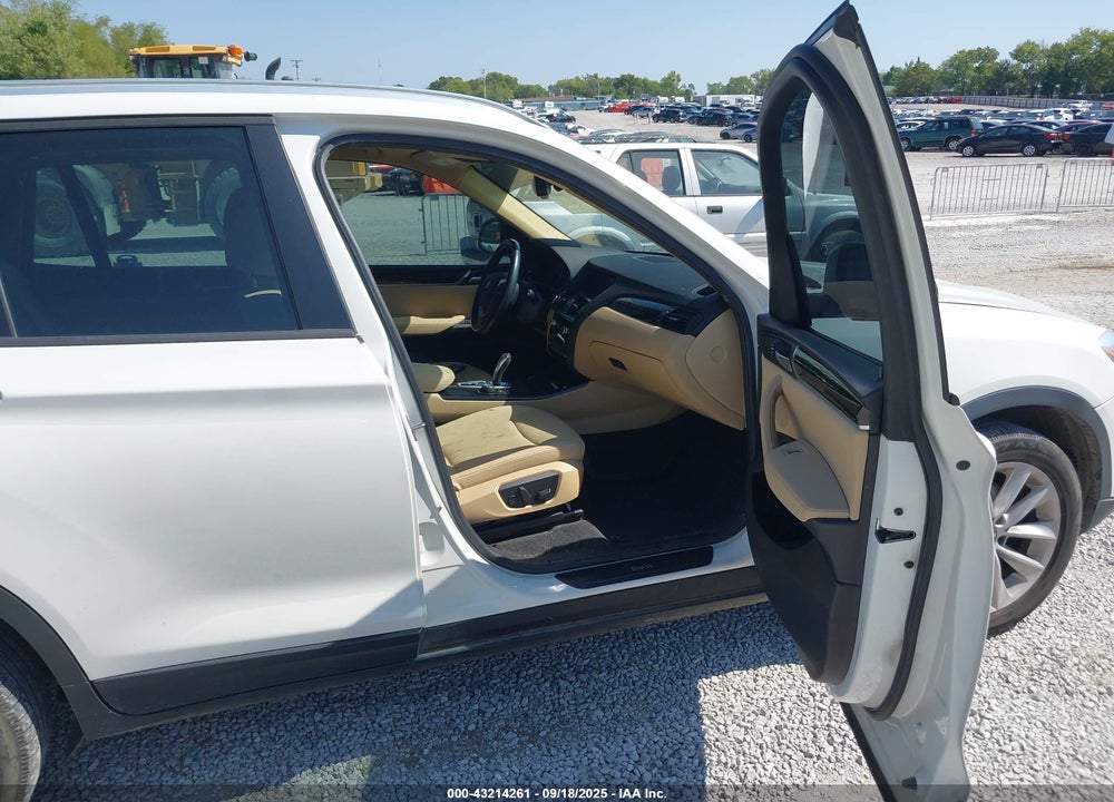 2017 BMW X3 VIN: 5UXWZ7C32H0X41727