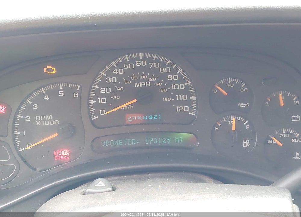 2005 CHEVROLET SILVERADO 1500 WORK TRUCK VIN: 1GCEC14X15Z182336