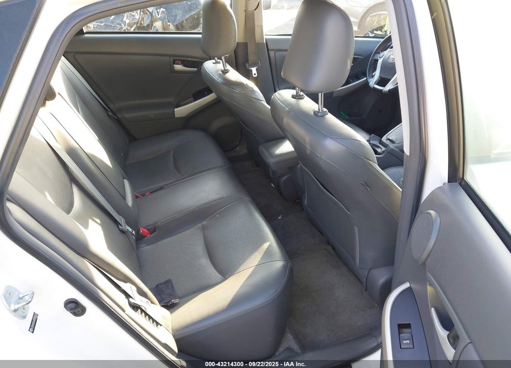2011 TOYOTA PRIUS FOUR VIN: JTDKN3DU6B0281619