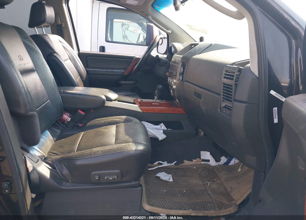 2005 INFINITI QX56 VIN: 5N3AA08C55N804095