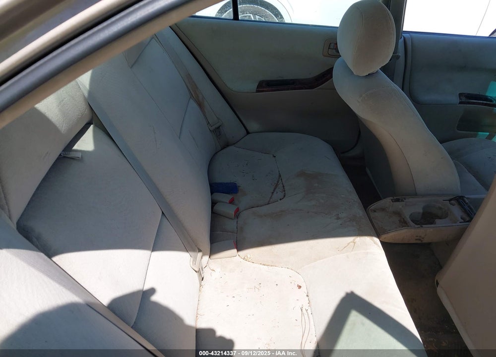 2000 MITSUBISHI GALANT ES VIN: 4A3AA46G7YE143603