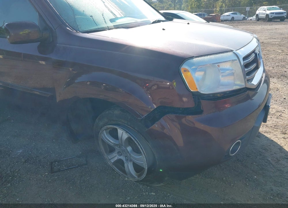 2013 HONDA PILOT EX VIN: 5FNYF4H49DB063685