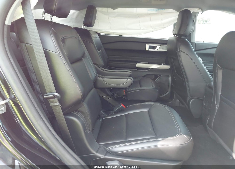 2024 FORD EXPLORER XLT VIN: 1FMSK7DH5RGA76468