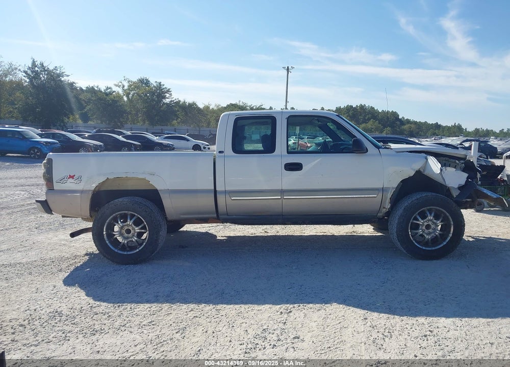 2004 CHEVROLET SILVERADO 1500 LS VIN: 1GCEK19T54Z334237