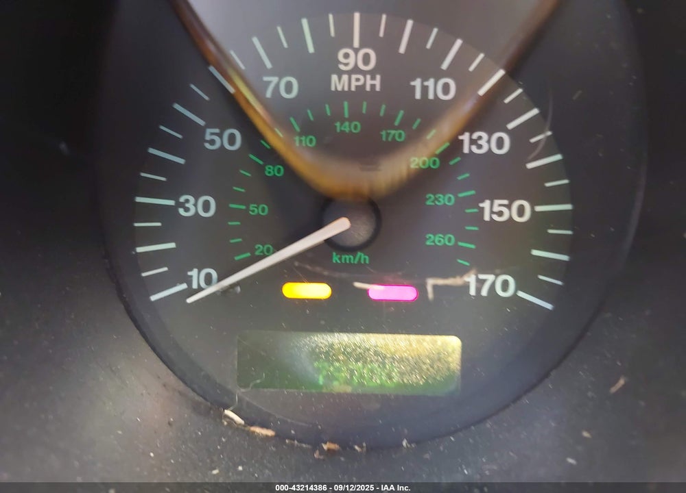 1999 JAGUAR XK8 VIN: SAJGX2045XC031828