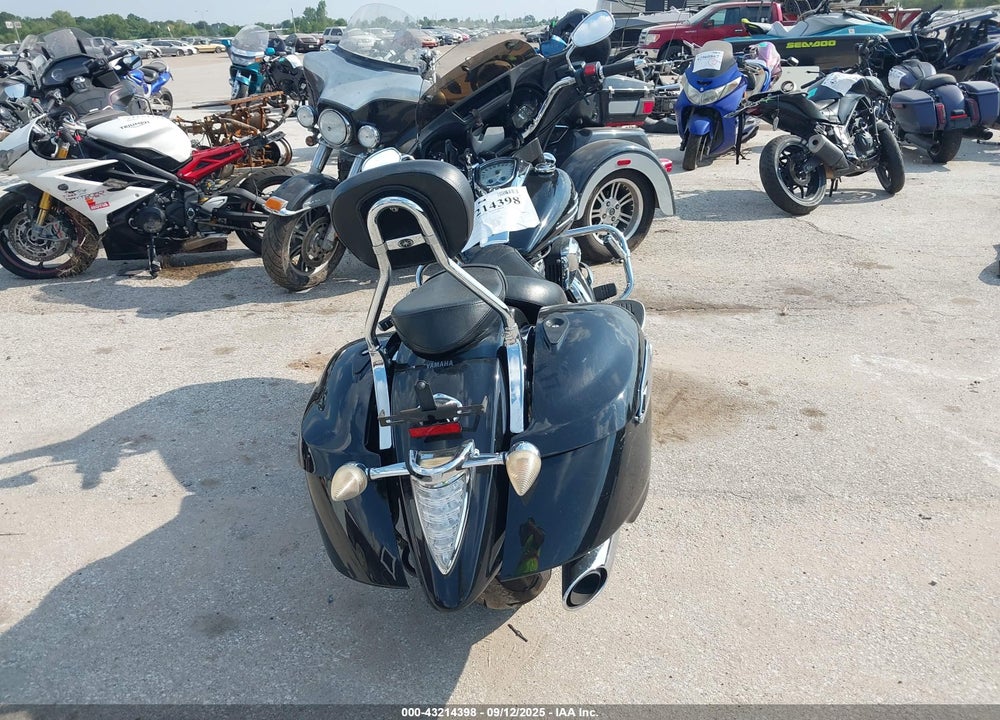 2010 YAMAHA XV1900 CT VIN: JYAVP22E6AA009265