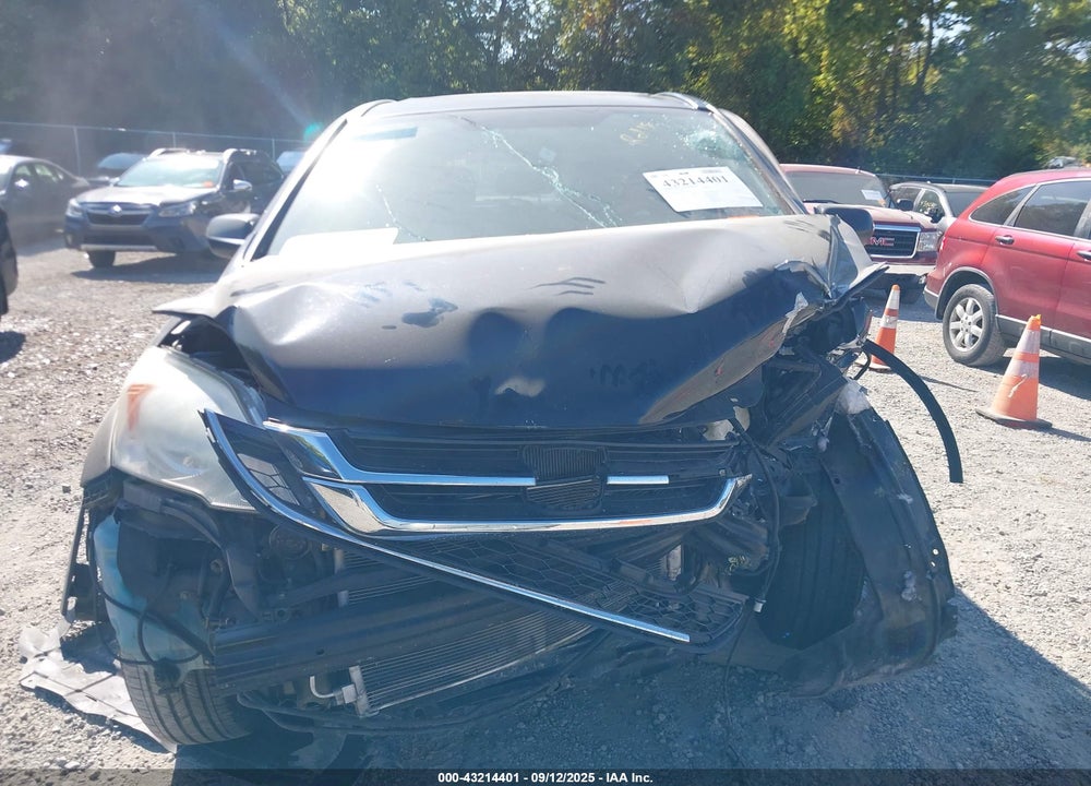 2010 HONDA CR-V VIN: 5J6RE4H5XAL010674