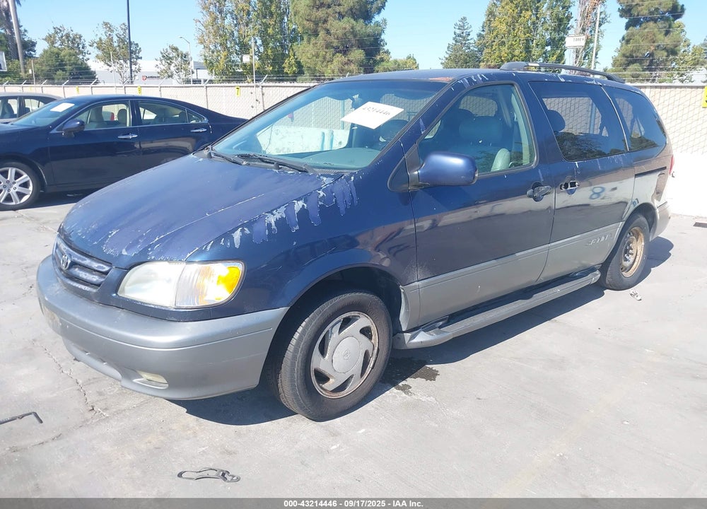 2002 TOYOTA SIENNA XLE VIN: 4T3ZF13C72U436845