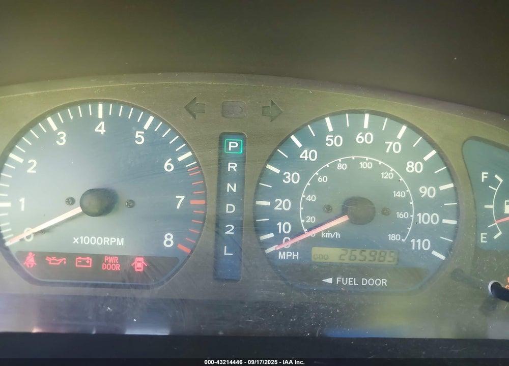 2002 TOYOTA SIENNA XLE VIN: 4T3ZF13C72U436845