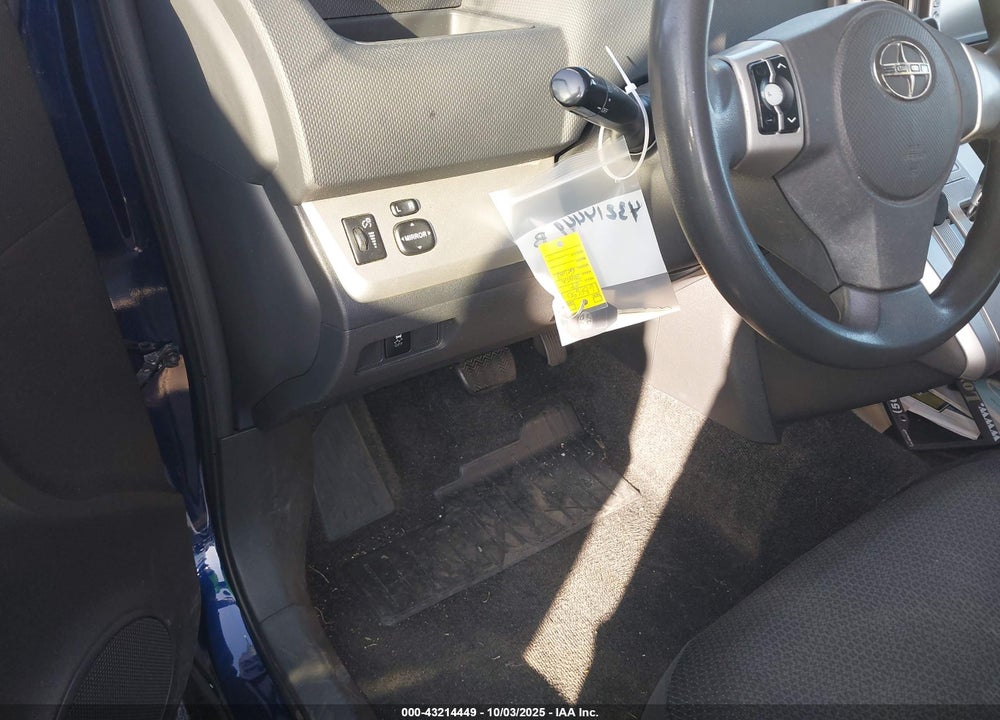 2008 SCION XB VIN: JTLKE50E081023145