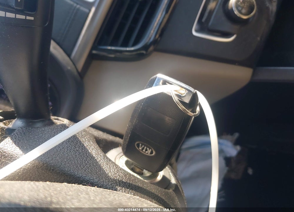 2016 KIA OPTIMA LX VIN: KNAGT4L34G5081369