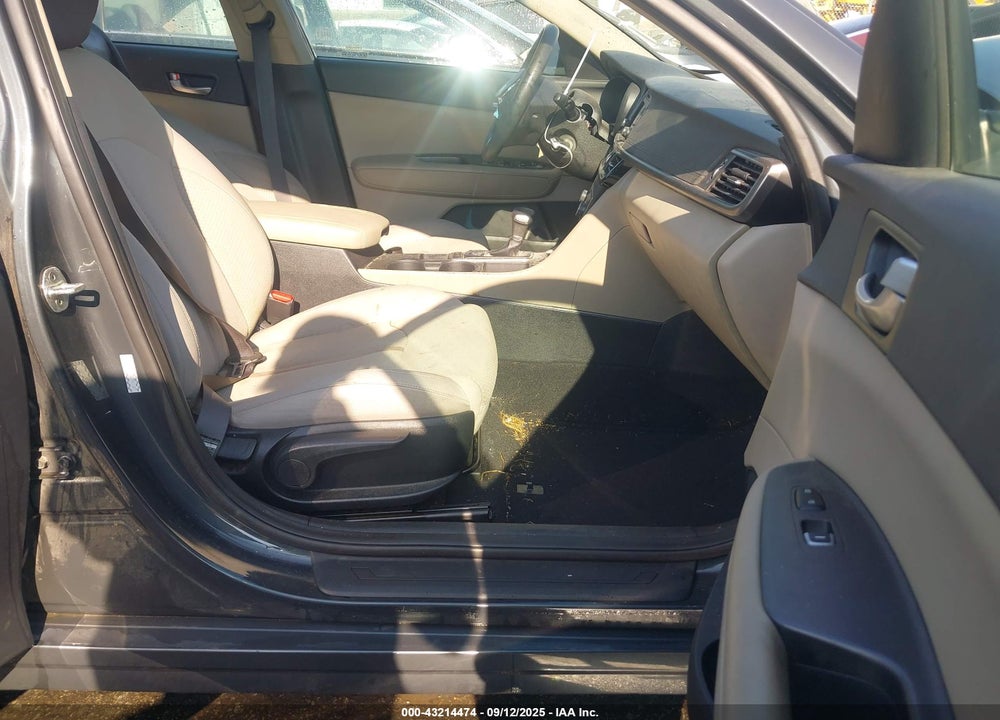 2016 KIA OPTIMA LX VIN: KNAGT4L34G5081369