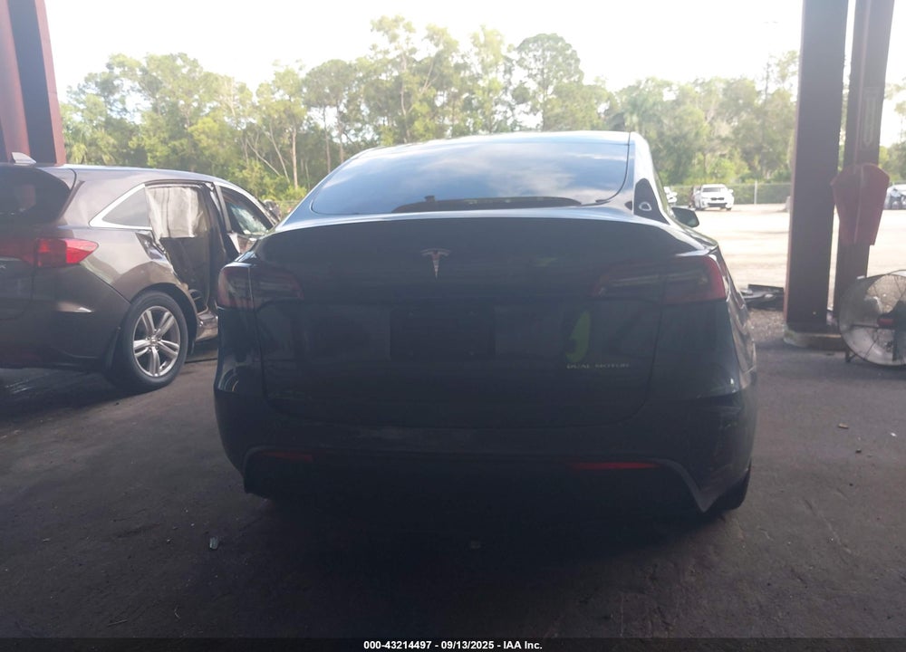 2021 TESLA MODEL Y LONG RANGE DUAL MOTOR ALL-WHEEL DRIVE VIN: 5YJYGDEEXMF301828