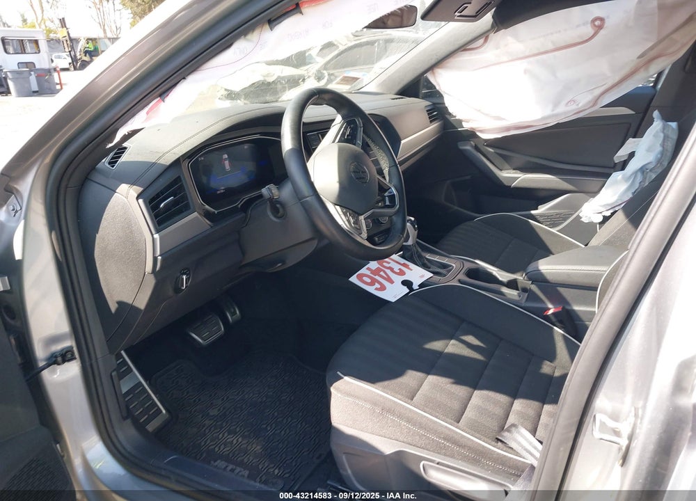 2024 VOLKSWAGEN JETTA VIN: 3VWBM7BU9RM029929