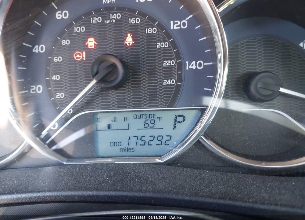 2014 TOYOTA COROLLA VIN: 5YFBURHE0EP109895