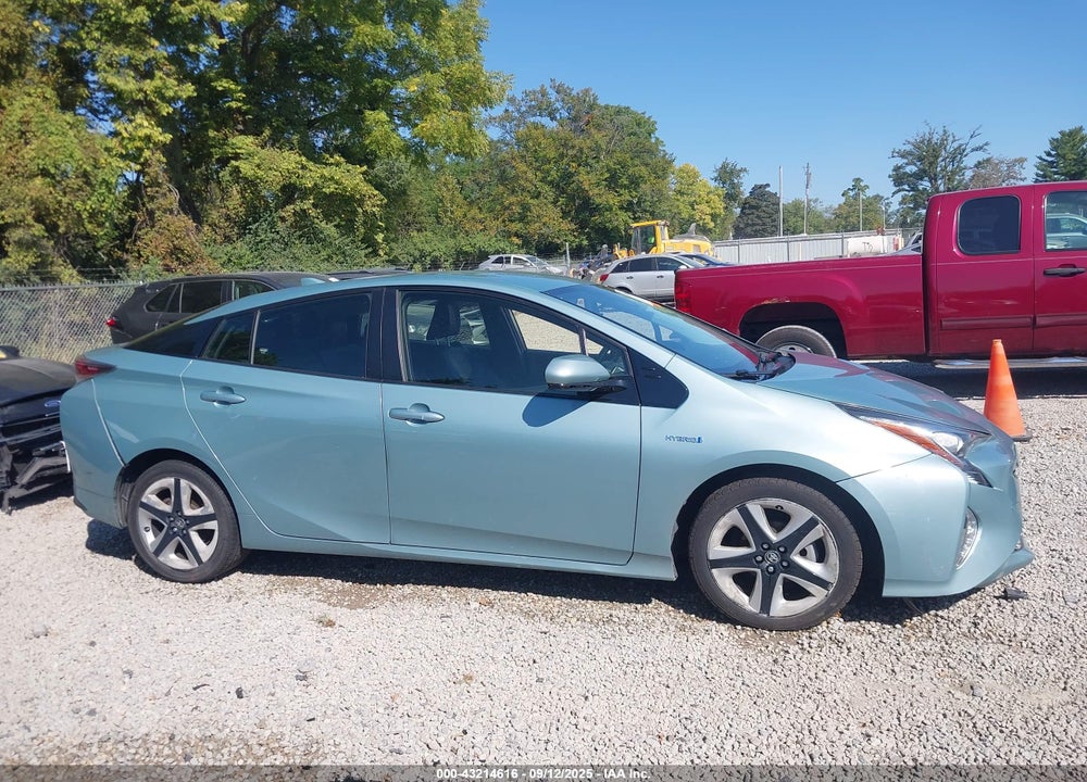 2016 TOYOTA PRIUS VIN: JTDKARFU4G3004551