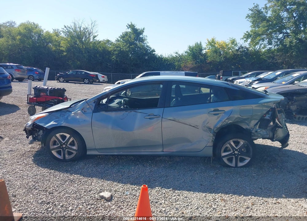 2016 TOYOTA PRIUS VIN: JTDKARFU4G3004551