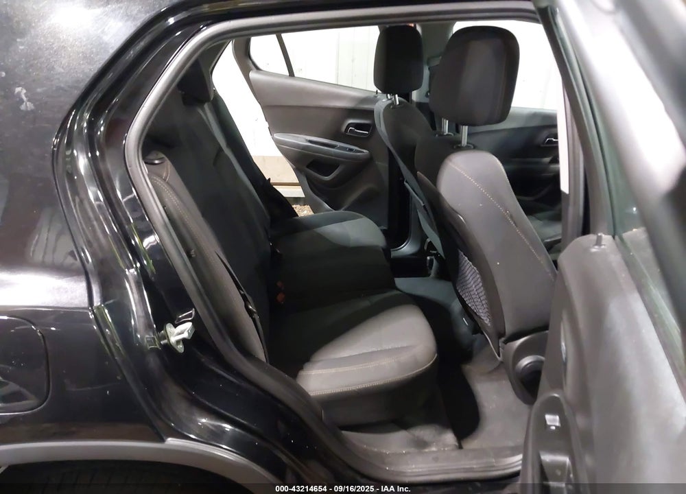 2020 CHEVROLET TRAX FWD LS VIN: 3GNCJKSB7LL289347