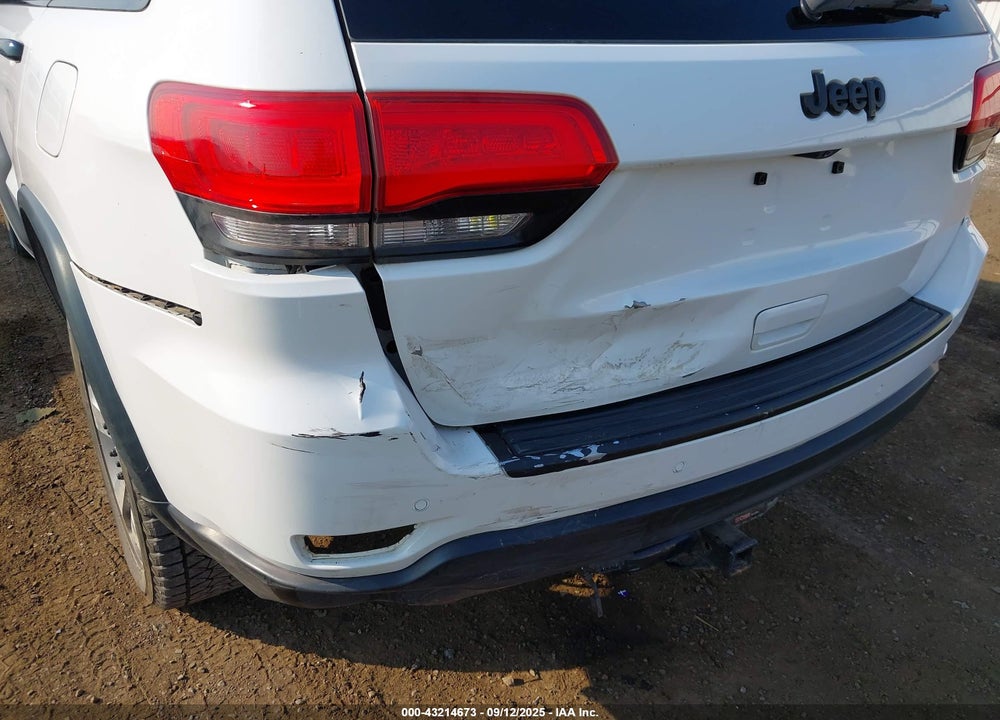 2015 JEEP GRAND CHEROKEE VIN: 1C4RJFBG0FC233059