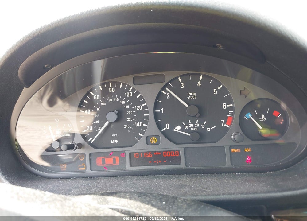 2003 BMW 325XI VIN: WBAEU33423PH87815