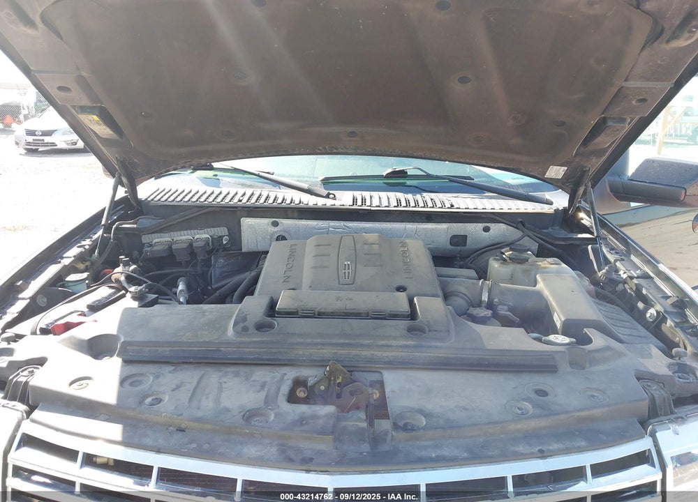 2013 LINCOLN NAVIGATOR VIN: 5LMJJ2H55DEL05024