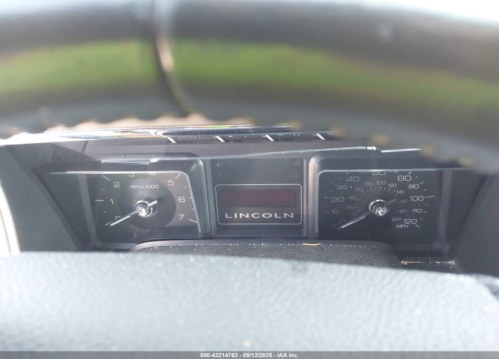 2013 LINCOLN NAVIGATOR VIN: 5LMJJ2H55DEL05024