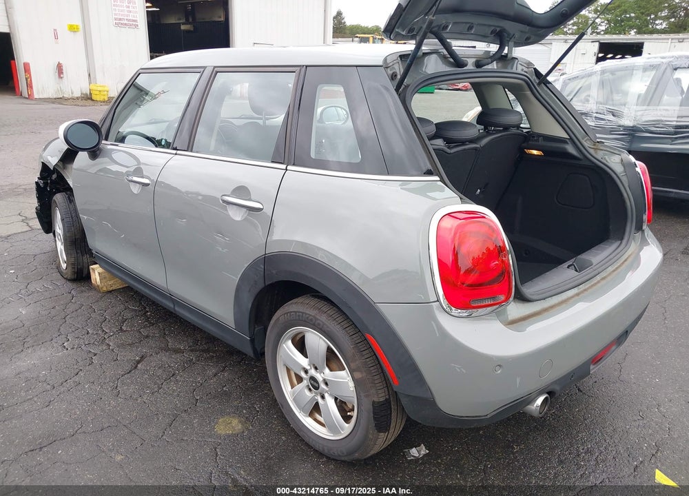 2021 MINI HARDTOP VIN: WMWXU7C03M2N80178