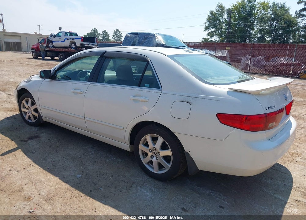 2005 HONDA ACCORD 3.0 EX VIN: 1HGCM66585A058206