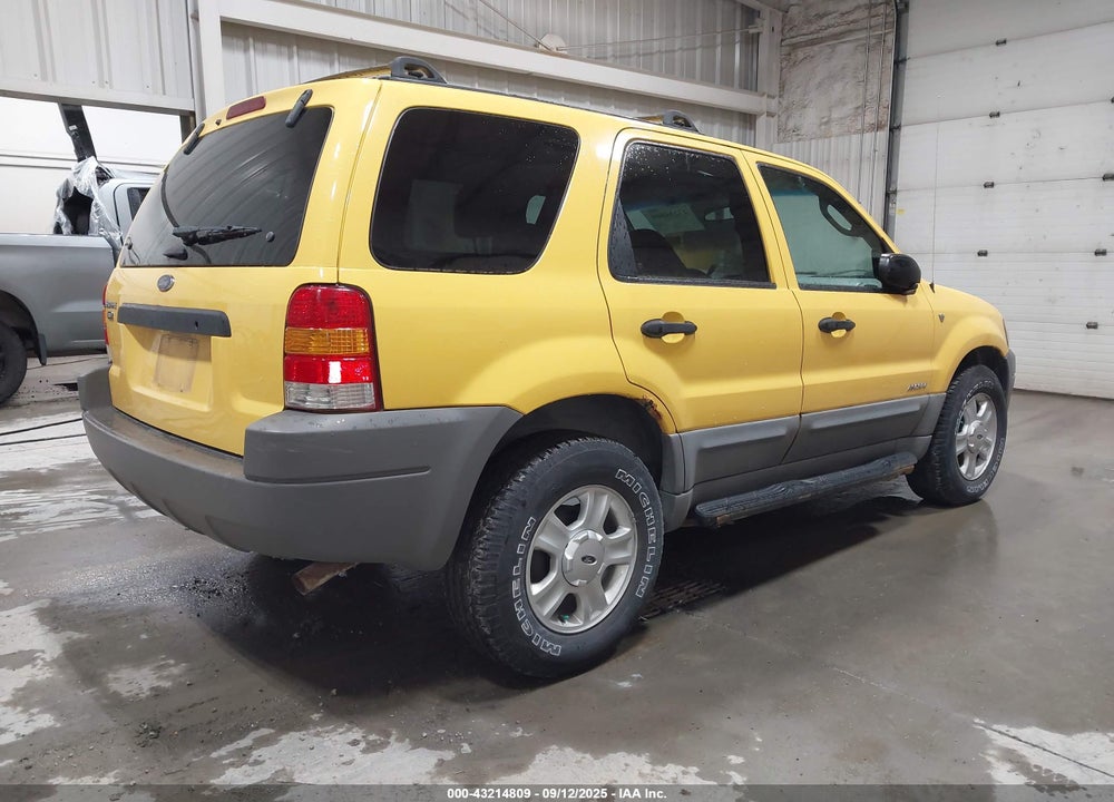 2001 FORD ESCAPE XLT VIN: 1FMCU04131KE74157