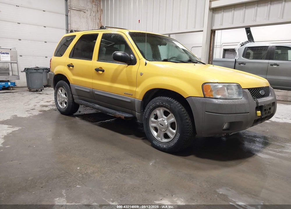 2001 FORD ESCAPE XLT VIN: 1FMCU04131KE74157